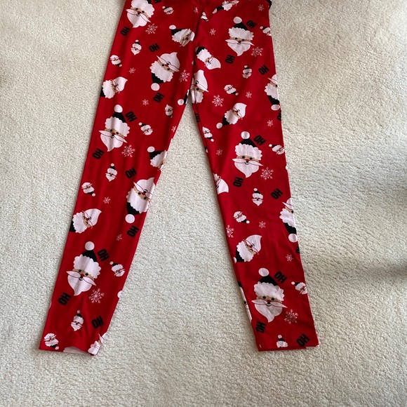 NWOT Santa leggings - Picture 6 of 9